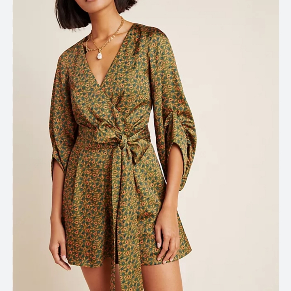 Anthropologie Sachin & Babi Raquela Satin Floral V Neck Tie Waist Romper Size 10